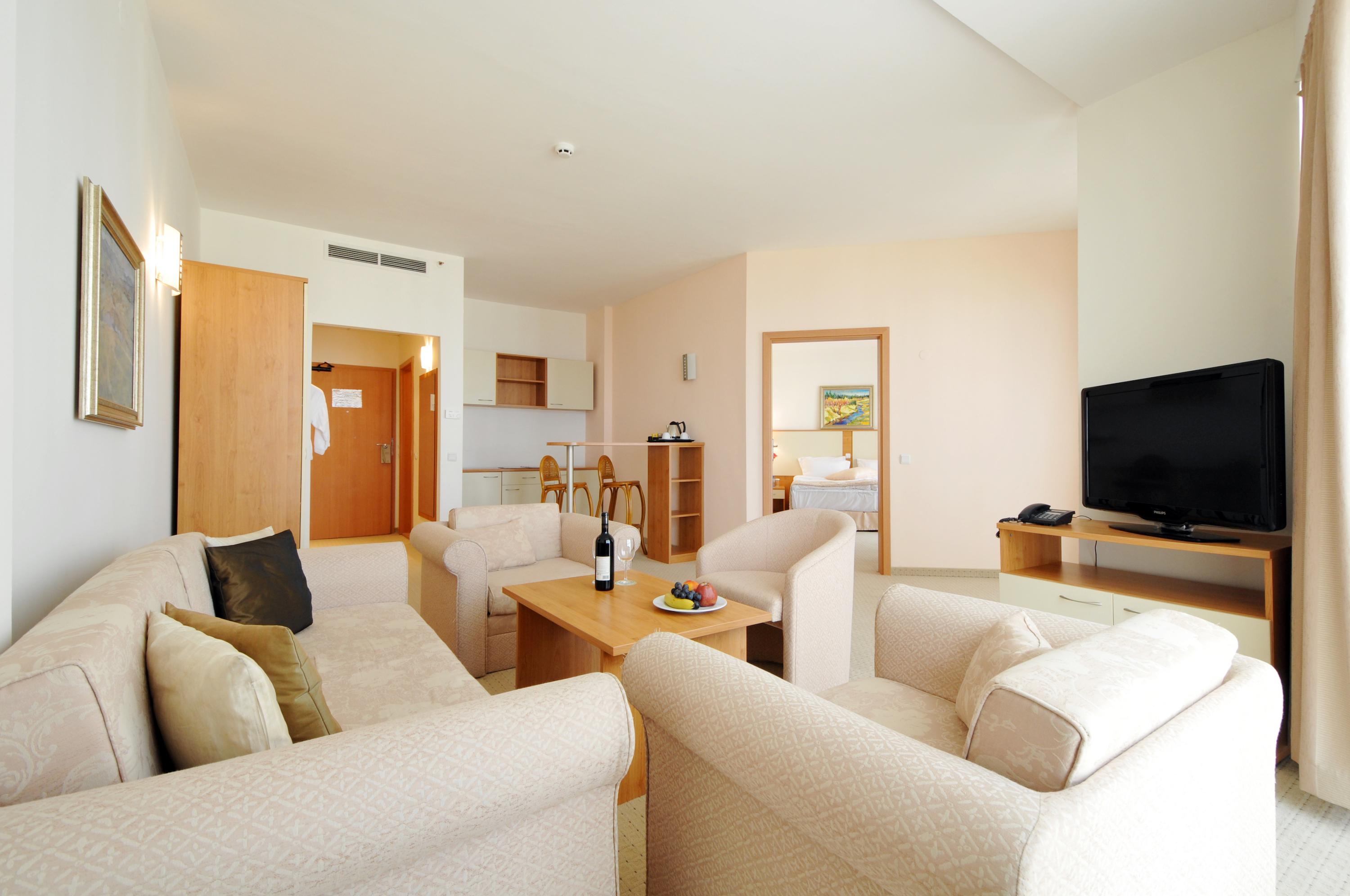 Apollo Spa Resort - Premium All-Inclusive , Pools & Free Beach, Individual Ac In Every Room Golden Sands Quarto foto