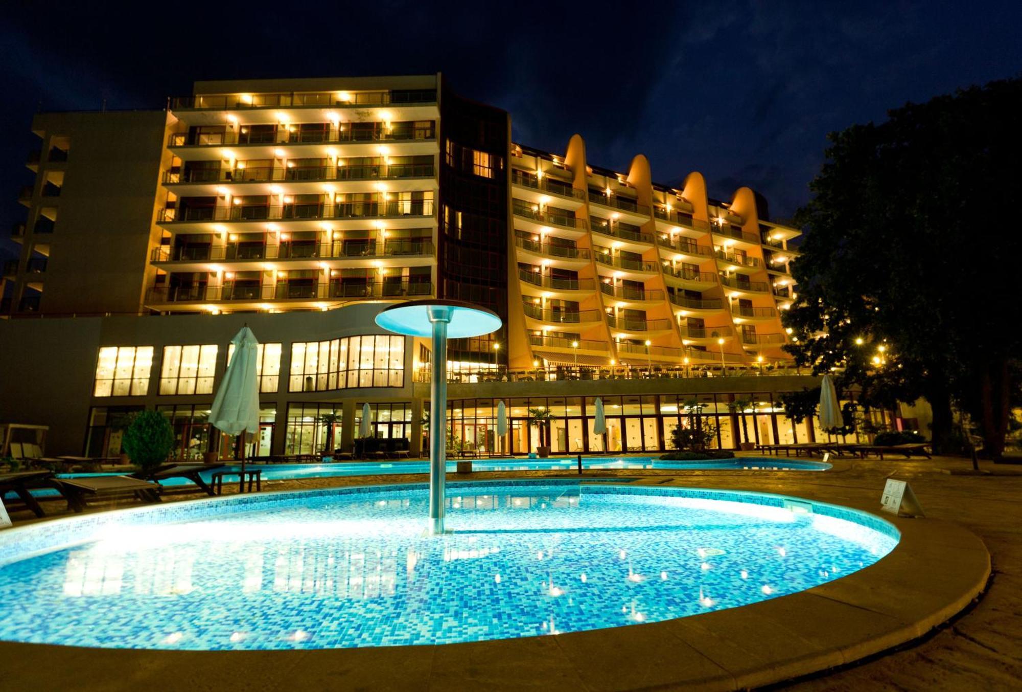 Apollo Spa Resort - Premium All-Inclusive , Pools & Free Beach, Individual Ac In Every Room Golden Sands Exterior foto