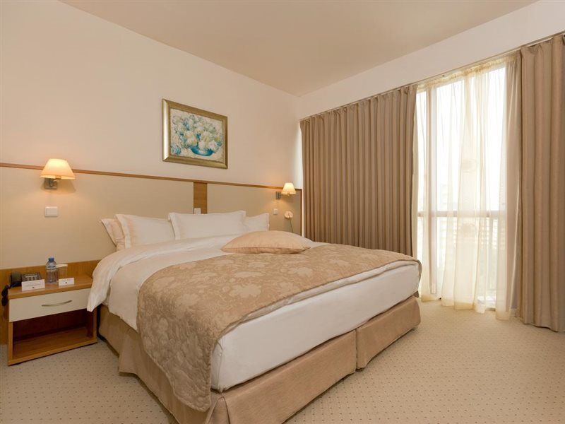 Apollo Spa Resort - Premium All-Inclusive , Pools & Free Beach, Individual Ac In Every Room Golden Sands Exterior foto